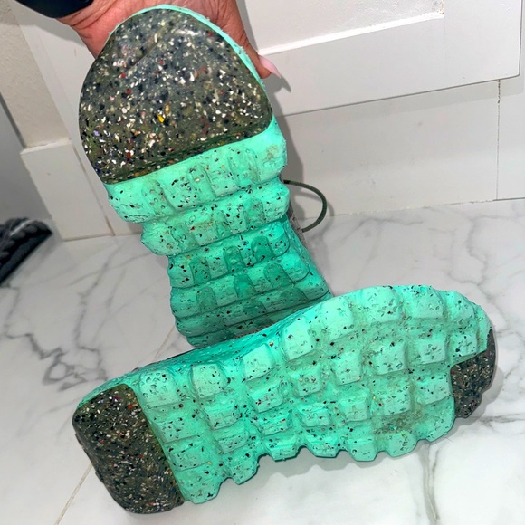 Gently Used Men’s Nike Space Hippie 04 “GREEN GLOW” - Picture 3 of 6